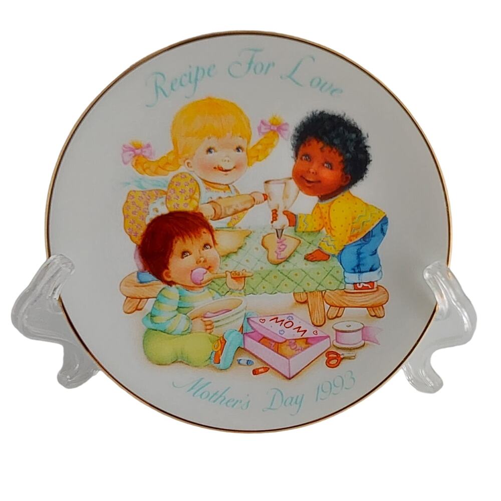 'Recipe for Love' Avon Mother's Day 1993 Collector Plate